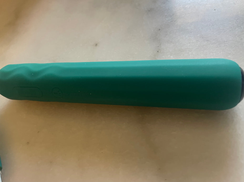 Aqua Vision – Smart Camera Wand Vibrater